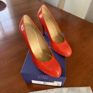 Stuart Weitzman  bright orange patent leather size 10 pumps